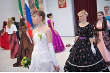 Клуб старинных танцев «Новый город» устраивает в Набережных Челнах открытый бал